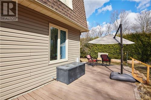 5452 Woodeden Drive, Manotick, ON - Outdoor With Deck Patio Veranda With Exterior