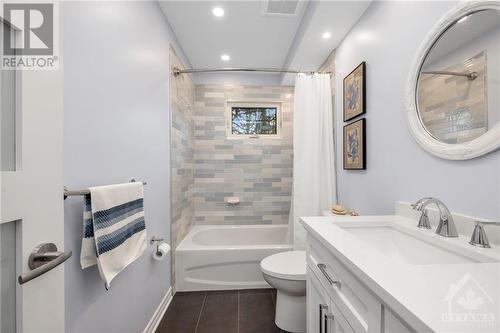 478 Lakeshore Road, White Lake, ON - Indoor Photo Showing Bathroom