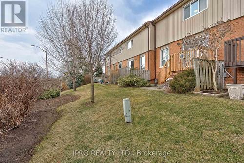 #12 -725 Vermouth Ave, Mississauga, ON - Outdoor