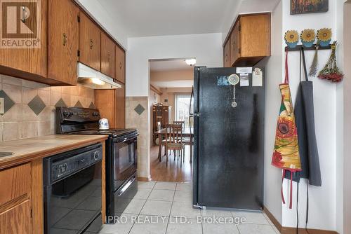 #12 -725 Vermouth Ave, Mississauga, ON - Indoor Photo Showing Kitchen