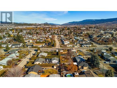 525 Mcdonald Road, Kelowna, BC - Outdoor With View