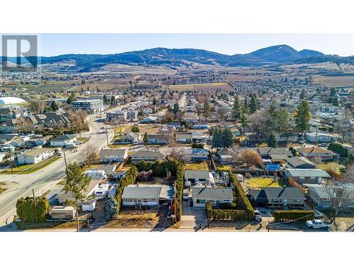 525 Mcdonald Road, Kelowna, BC - Outdoor With View