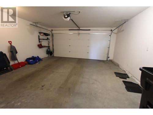 102 985 Patricia Boulevard, Prince George, BC - Indoor Photo Showing Garage
