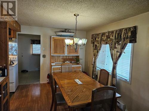 2520 Upper Bench Road, Keremeos, BC - Indoor Photo Showing Dining Room