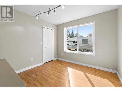 4750 Peachland Place, Peachland, BC - Indoor Photo Showing Other Room
