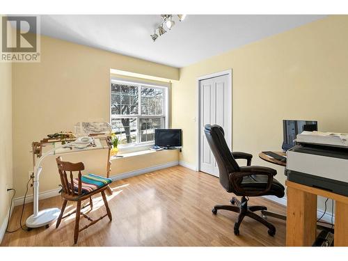 4750 Peachland Place, Peachland, BC - Indoor Photo Showing Office