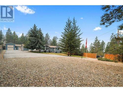 15575 Commonage Road, Lake Country, BC - Outdoor