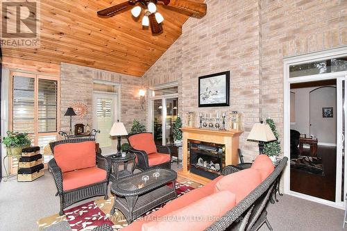 34 South Harbour Dr, Kawartha Lakes, ON - Indoor With Fireplace