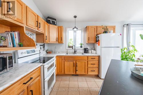 1184 12Th Line W, Trent Hills, ON - Indoor Photo Showing Kitchen With Double Sink