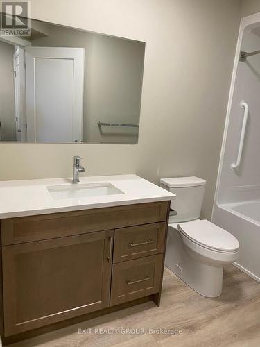 301 - 30 Hillside Meadow Drive, Quinte West, ON - Indoor Photo Showing Bathroom