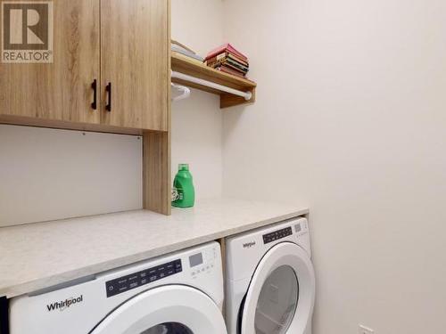 4048 Saturna Ave, Powell River, BC - Indoor Photo Showing Laundry Room