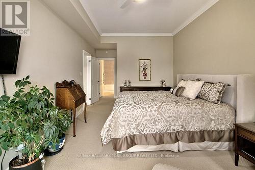 #303 -27 Beaver St S, Blue Mountains, ON - Indoor Photo Showing Bedroom