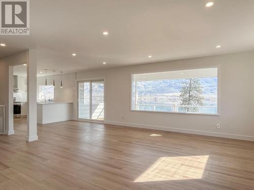 827 91St Street, Osoyoos, BC - Indoor