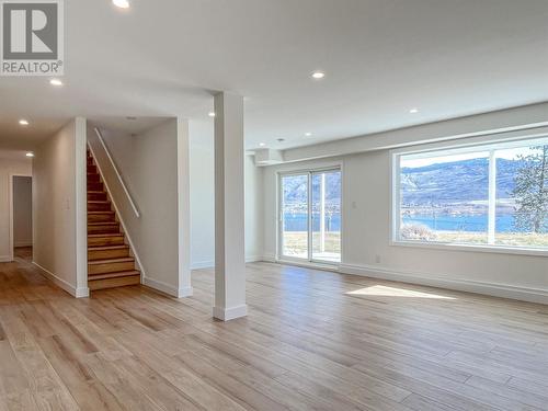 827 91St Street, Osoyoos, BC - Indoor Photo Showing Other Room