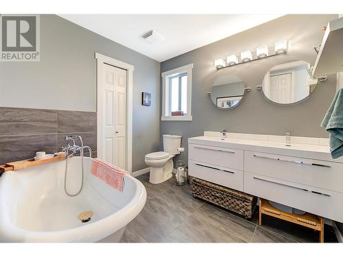 3542 Chives Place, West Kelowna, BC - Indoor Photo Showing Bathroom