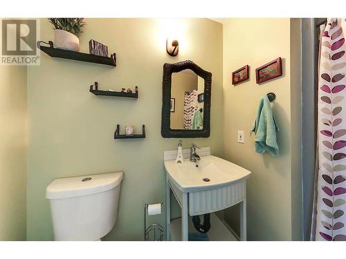 3542 Chives Place, West Kelowna, BC - Indoor Photo Showing Bathroom