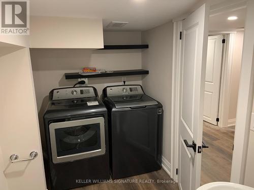 1 - 104 Rosslyn Avenue N, Hamilton, ON - Indoor Photo Showing Laundry Room