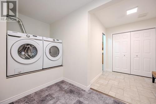 7 Elderberry Crt, Guelph, ON - Indoor Photo Showing Laundry Room
