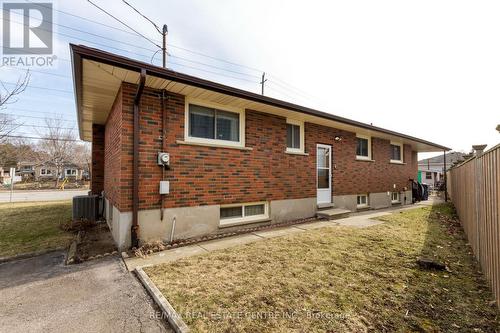 228 Victoria Rd N, Guelph, ON - Outdoor With Exterior