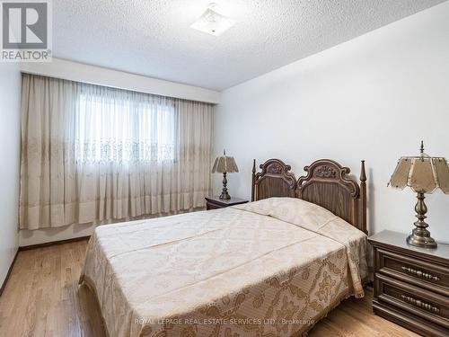2 Iolanta Court, Toronto, ON - Indoor Photo Showing Bedroom