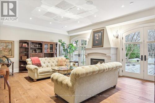 2050 Dickson Rd, Mississauga, ON - Indoor Photo Showing Living Room With Fireplace