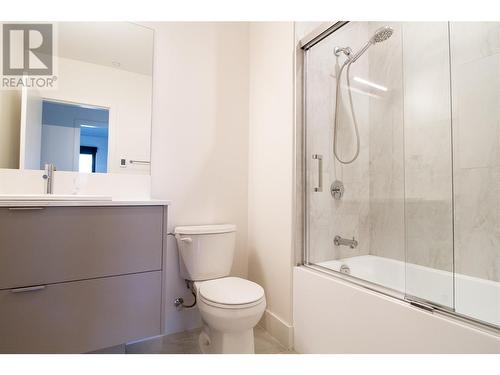 1701 Coursier Avenue Unit# 2204, Revelstoke, BC - Indoor Photo Showing Bathroom