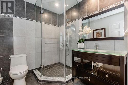 100 Wilhelm St, Wasaga Beach, ON - Indoor Photo Showing Bathroom