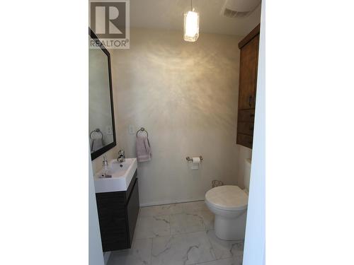 101 985 Patricia Boulevard, Prince George, BC - Indoor Photo Showing Bathroom