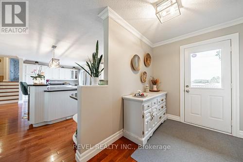 4487 Henderson Road, Milton, ON - Indoor Photo Showing Other Room