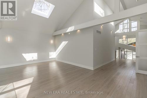 767 Cedarvale Dr, Innisfil, ON - Indoor Photo Showing Other Room