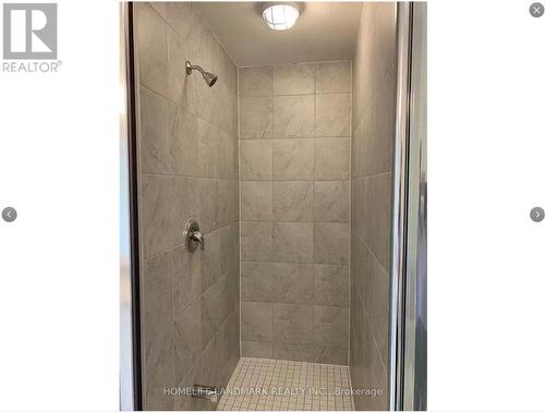 61 Luzon Avenue, Markham, ON - Indoor Photo Showing Bathroom