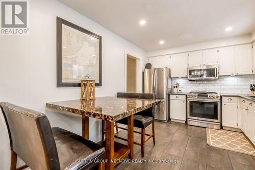 50 Marine Dr, Innisfil, ON - Indoor Photo Showing Kitchen With Upgraded Kitchen