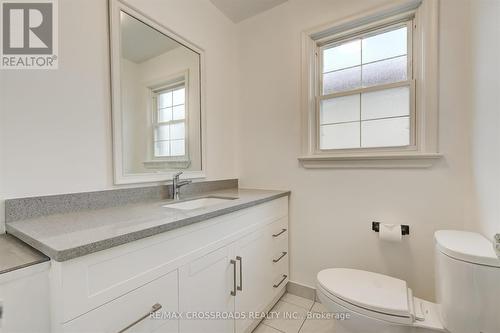 444 Fernhill Blvd, Oshawa, ON - Indoor Photo Showing Bathroom