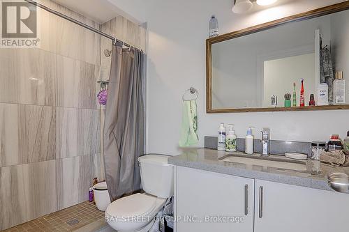 160 Colborne Avenue, Richmond Hill, ON - Indoor Photo Showing Bathroom