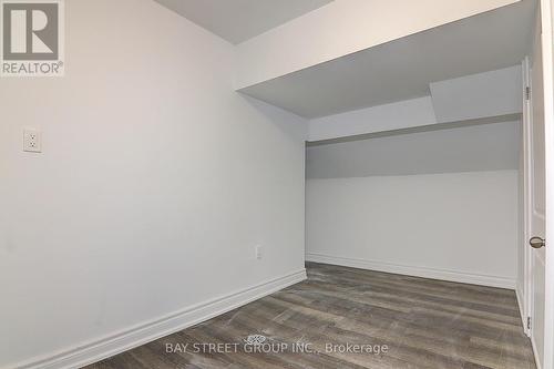 160 Colborne Avenue, Richmond Hill, ON - Indoor Photo Showing Other Room