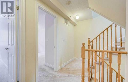 #26 -8 Brighton Pl, Vaughan, ON - Indoor Photo Showing Other Room