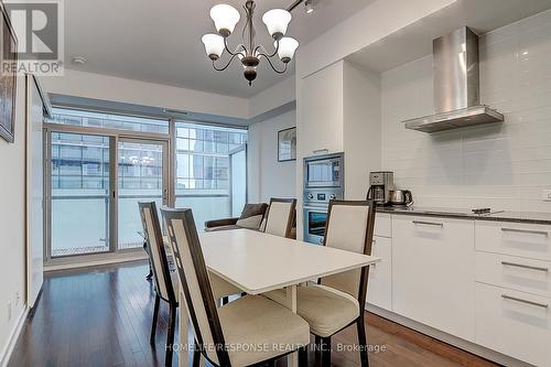 #3109 -14 York St, Toronto, ON - Indoor Photo Showing Dining Room