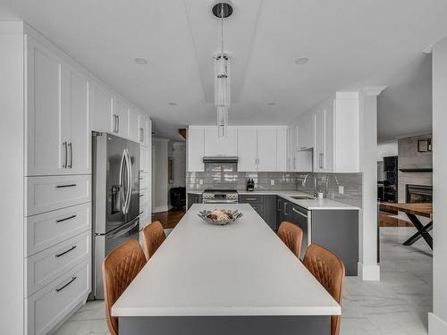 Cuisine - 14 Ch. Du Boisé, Lac-Beauport, QC - Indoor Photo Showing Kitchen With Upgraded Kitchen