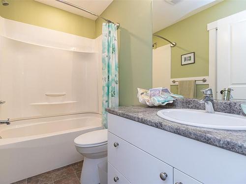 1918 Maple Ave South, Sooke, BC - Indoor Photo Showing Bathroom