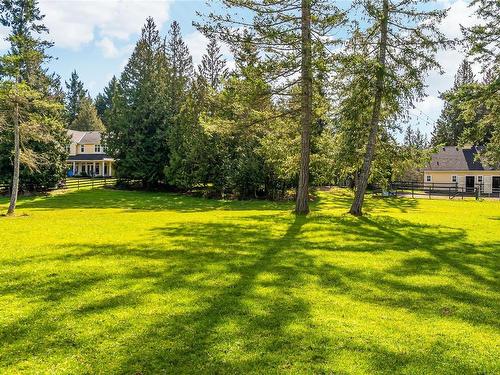 2711 Parker Rd East, Nanoose Bay, BC - Outdoor