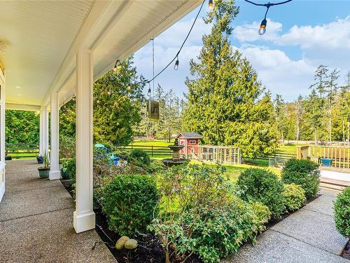 2711 Parker Rd East, Nanoose Bay, BC - Outdoor