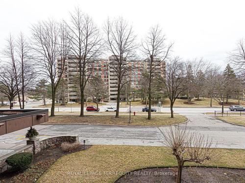 206-966 Inverhouse Dr, Mississauga, ON - Outdoor With View
