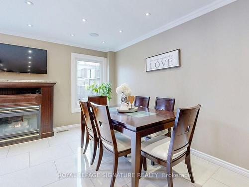 84 Grapevine Rd, Caledon, ON - Indoor Photo Showing Dining Room