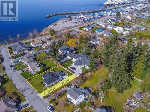 6883 Hammond Street, Powell River, BC - Outdoor With Body Of Water With View