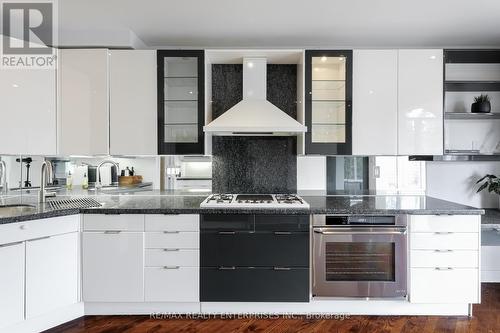 44 Duplex Avenue, Toronto, ON - Indoor Photo Showing Kitchen