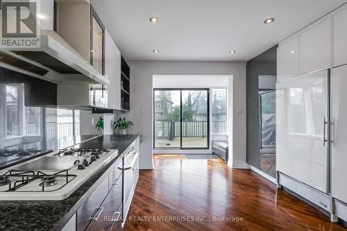 44 Duplex Avenue, Toronto, ON - Indoor Photo Showing Kitchen
