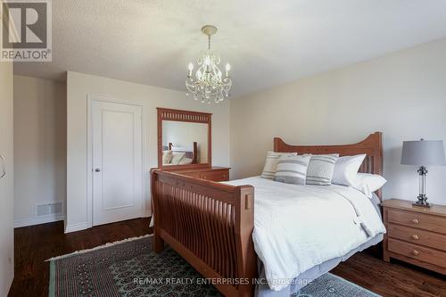 44 Duplex Avenue, Toronto, ON - Indoor Photo Showing Bedroom