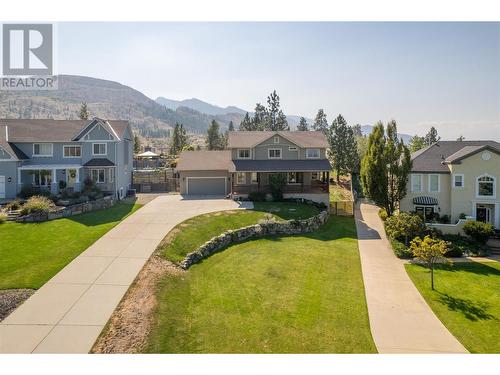 305 Tanager Drive, Kelowna, BC - Outdoor With Facade