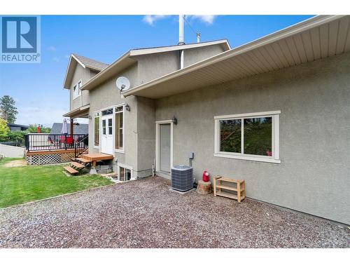 305 Tanager Drive, Kelowna, BC - Outdoor With Exterior