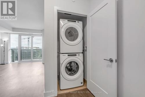 #1814 -2550 Simcoe St, Oshawa, ON - Indoor Photo Showing Laundry Room